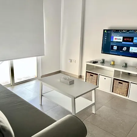 Ease Διαμέρισμα *