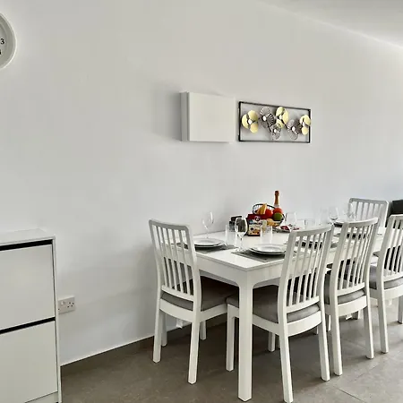 Apartment Ease Ayia Napa